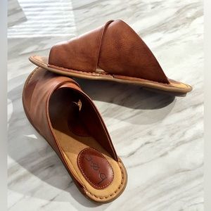 Leather Slides from B.O.C.